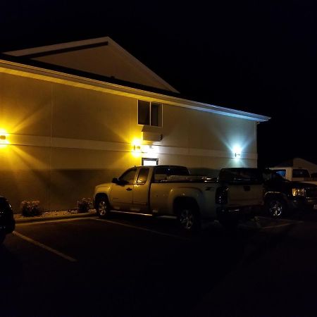 Dell Rapids Bilmar Inn & Suites מראה חיצוני תמונה
