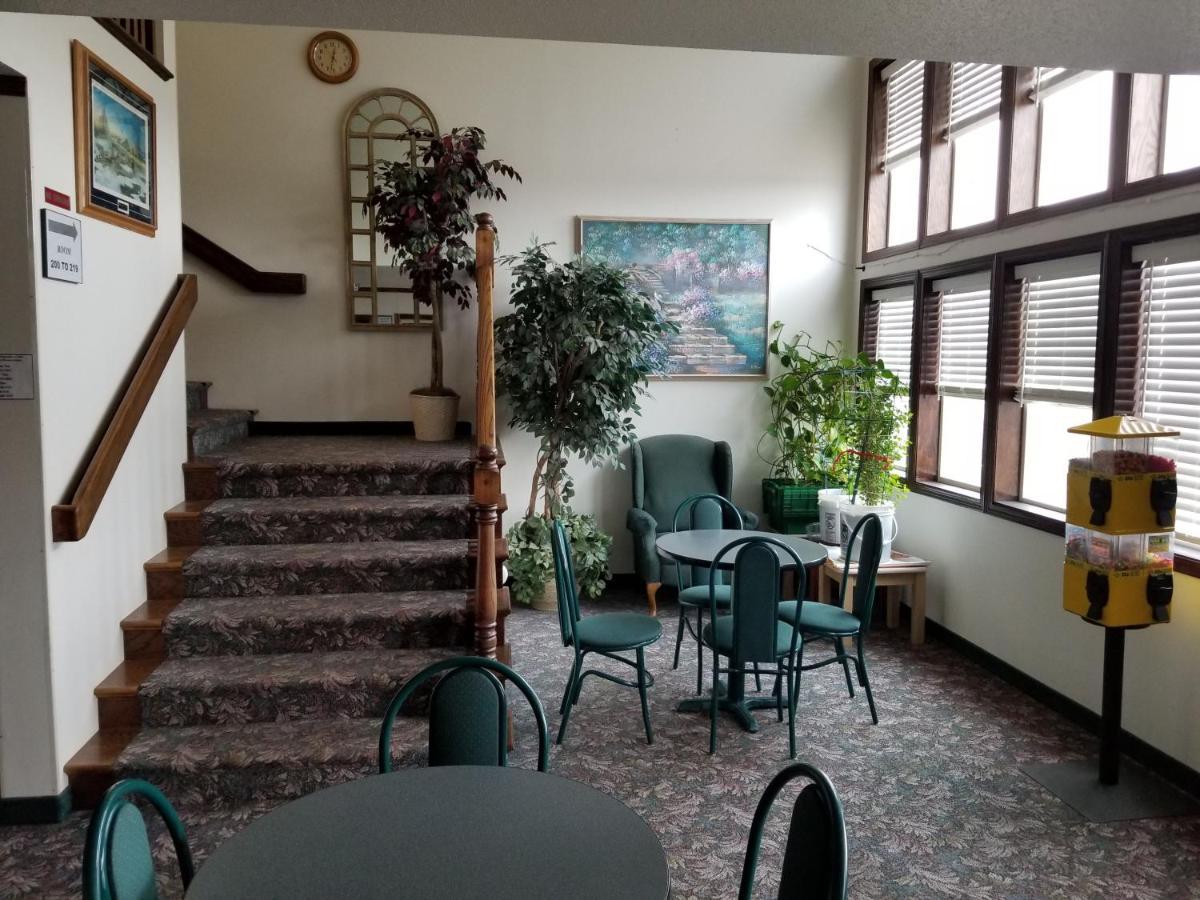 Dell Rapids Bilmar Inn & Suites מראה חיצוני תמונה
