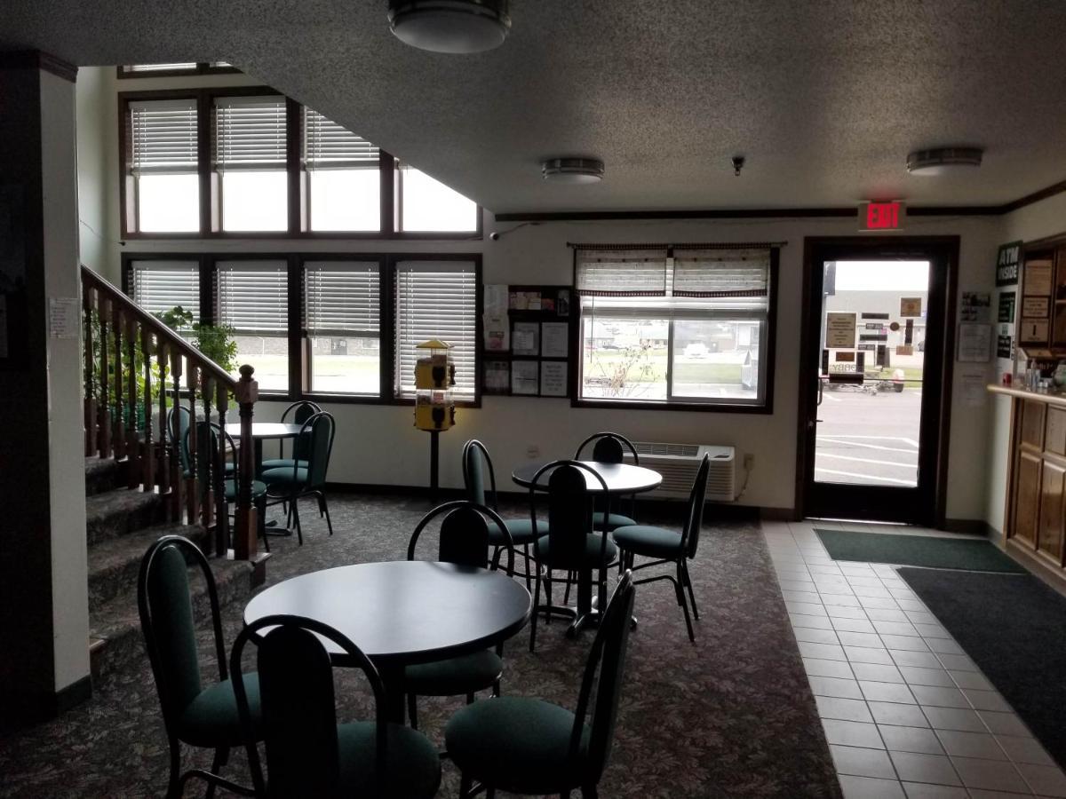 Dell Rapids Bilmar Inn & Suites מראה חיצוני תמונה