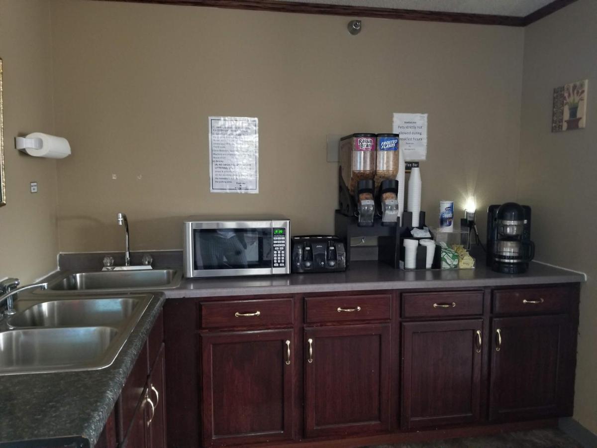 Dell Rapids Bilmar Inn & Suites מראה חיצוני תמונה