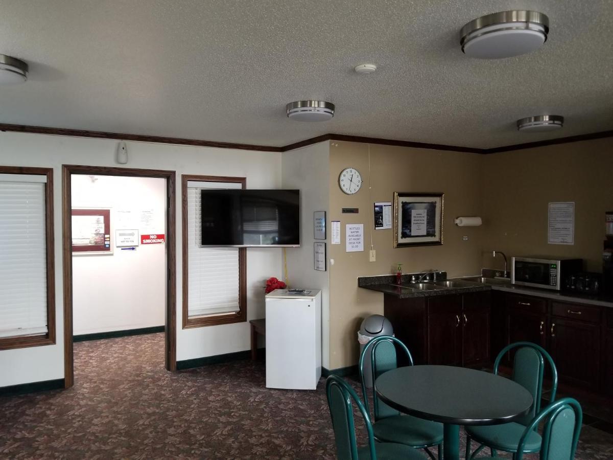 Dell Rapids Bilmar Inn & Suites מראה חיצוני תמונה